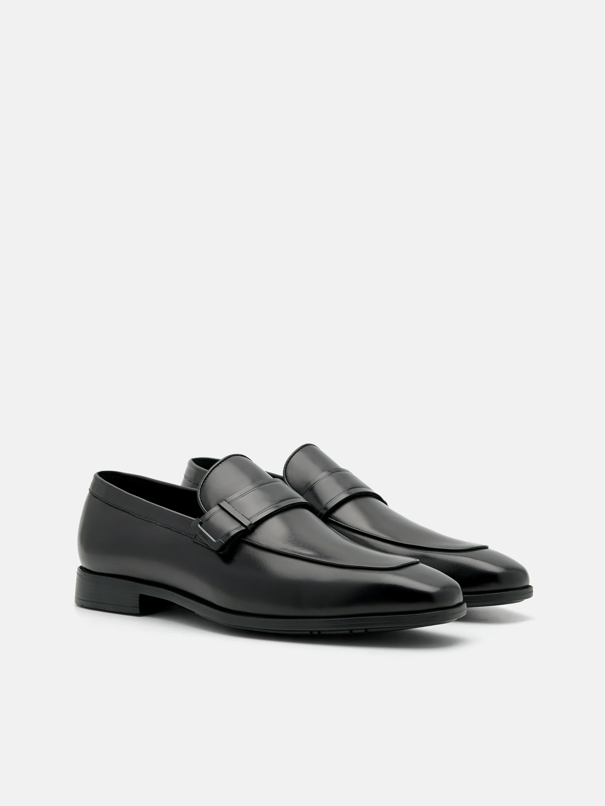Altitude Lightweight Leather Penny Loafers - Image 8