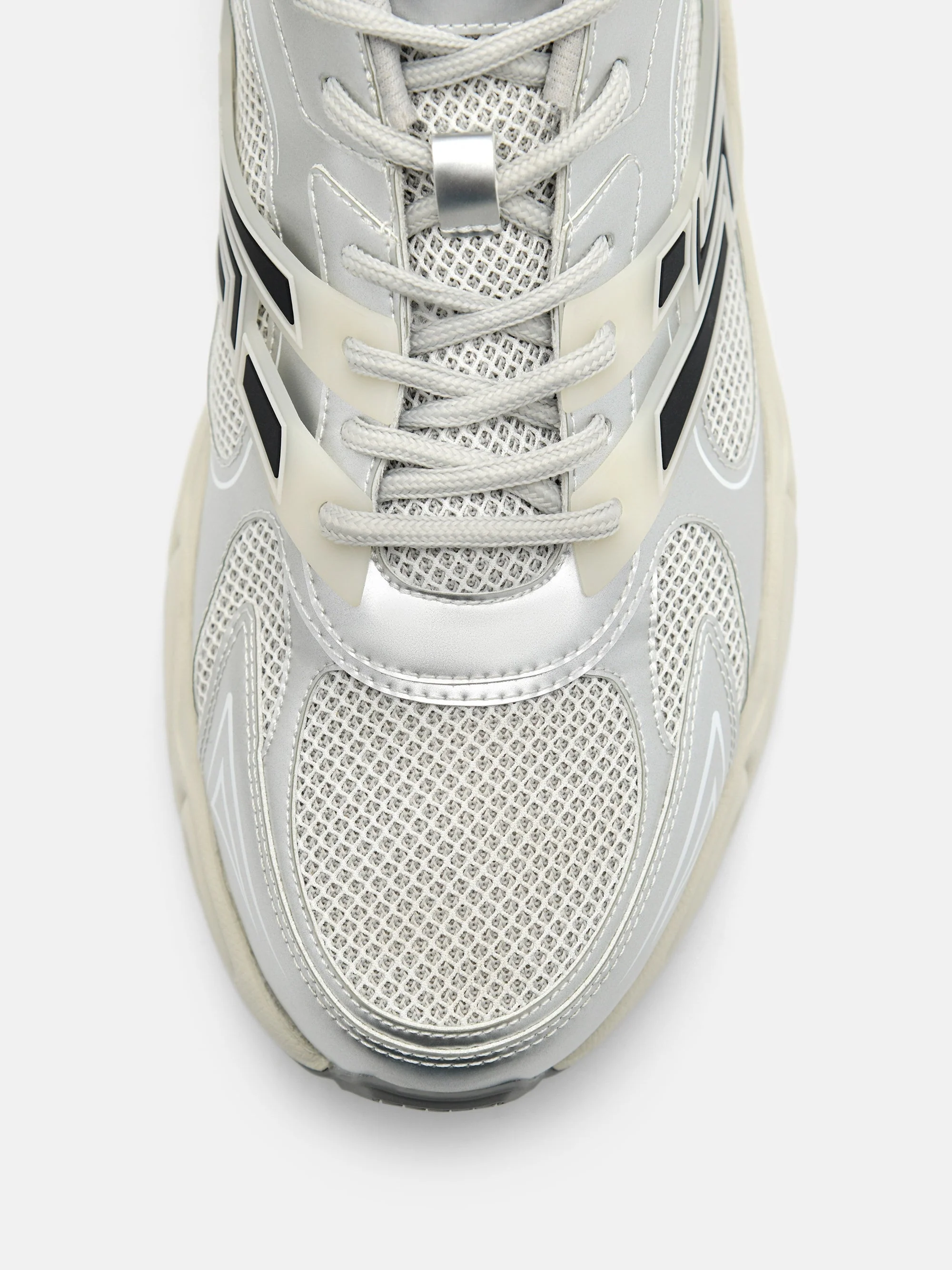 Novo Cyclone Sneakers - Image 5