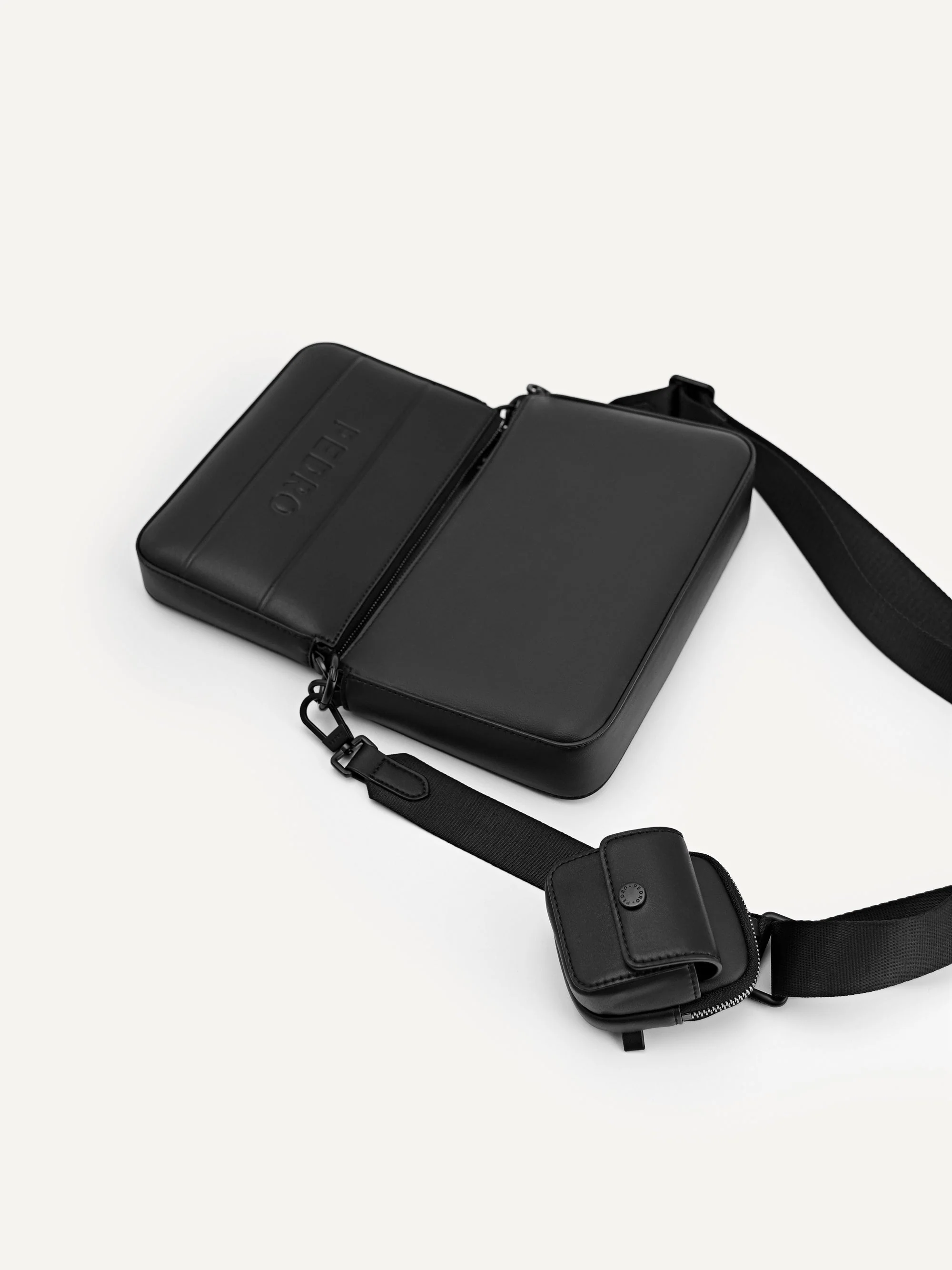 Frank Sling Bag - Image 6