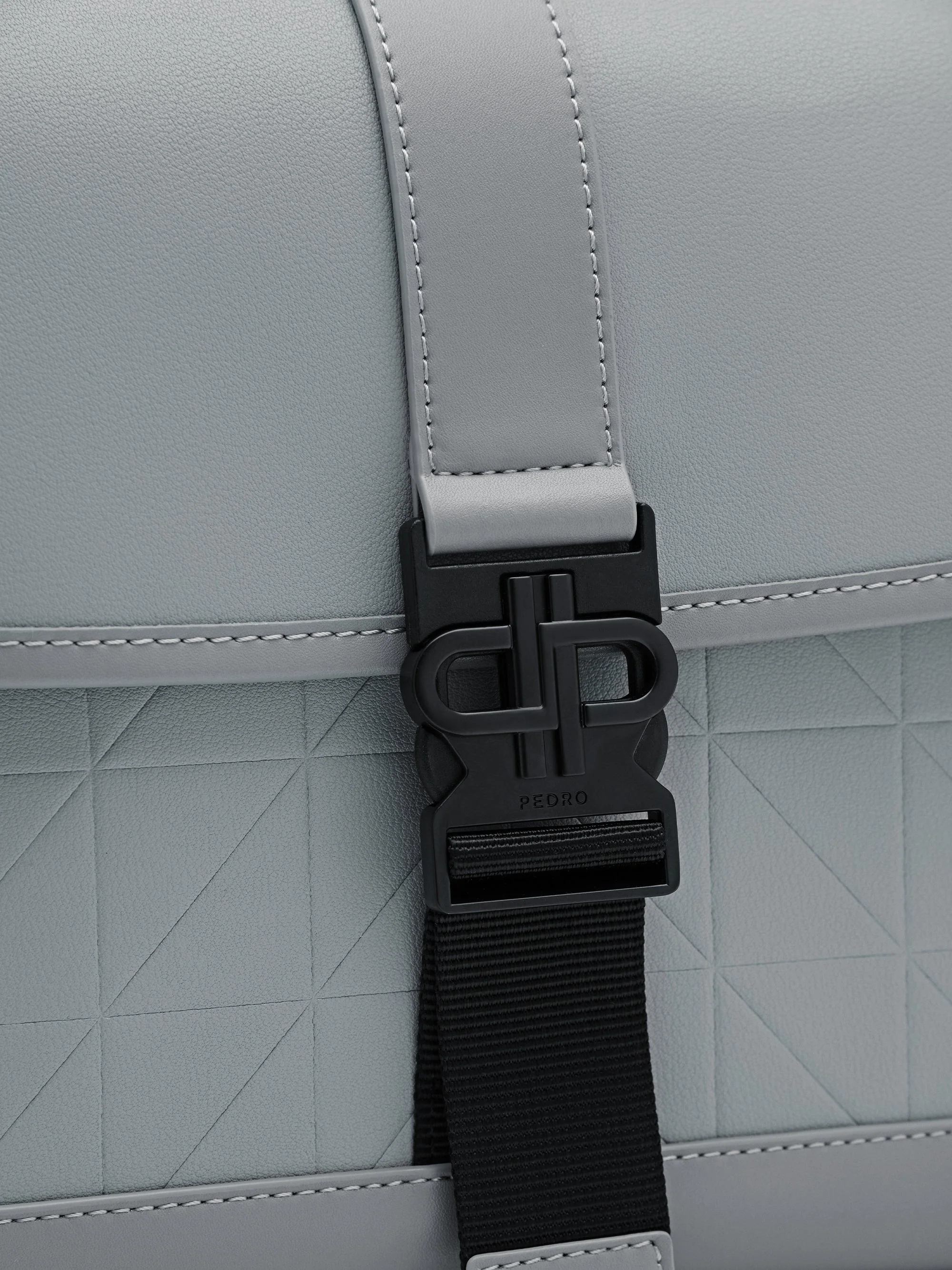 PEDRO Icon Leather Messenger Bag - Image 5