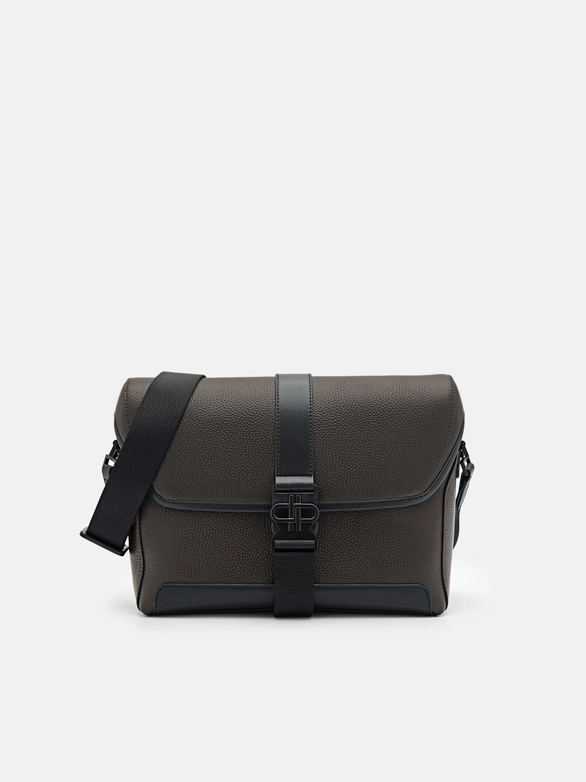 PEDRO Icon Leather Messenger Bag - Image 7
