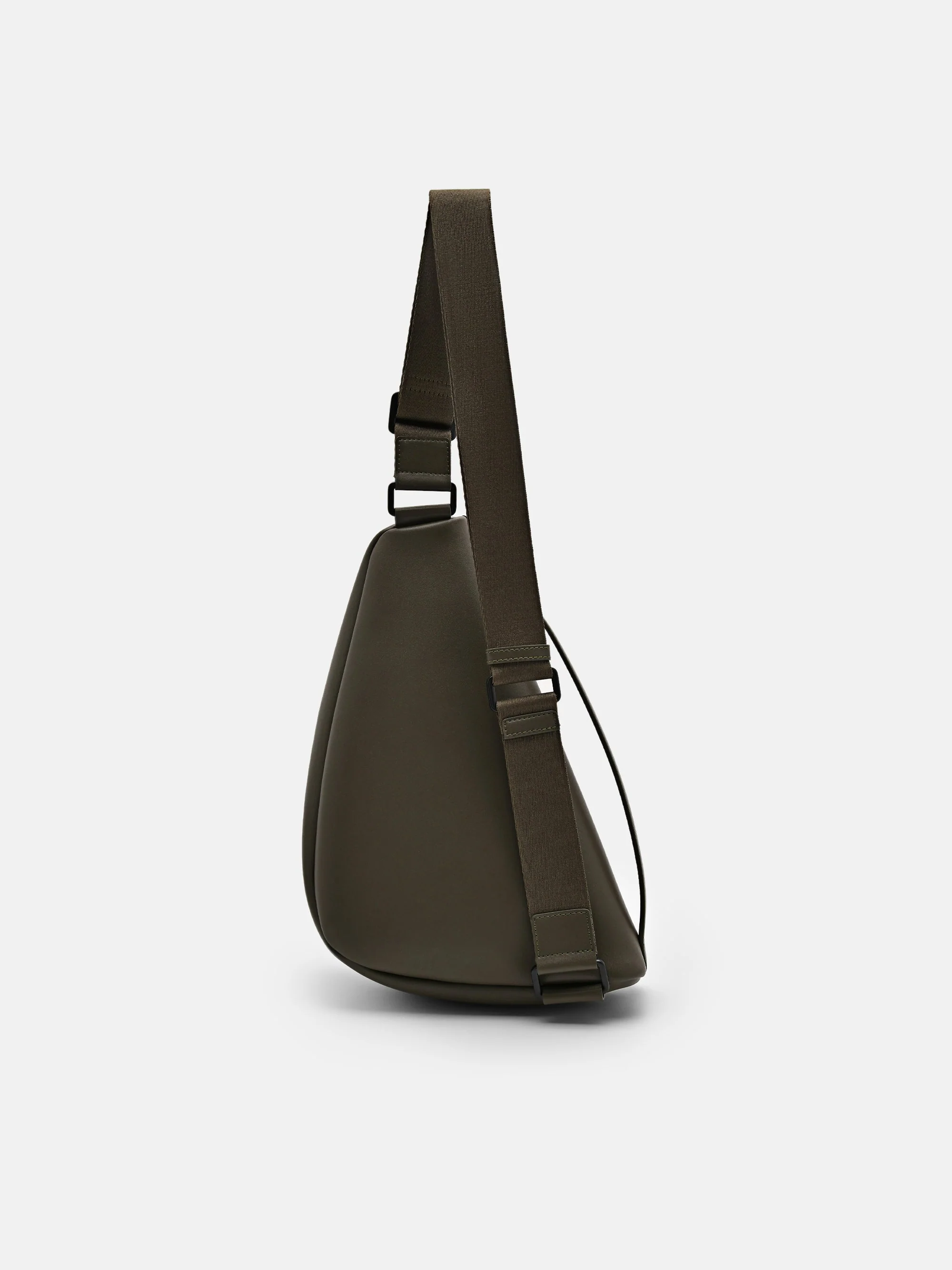 Felix Compact Sling Bag - Image 3