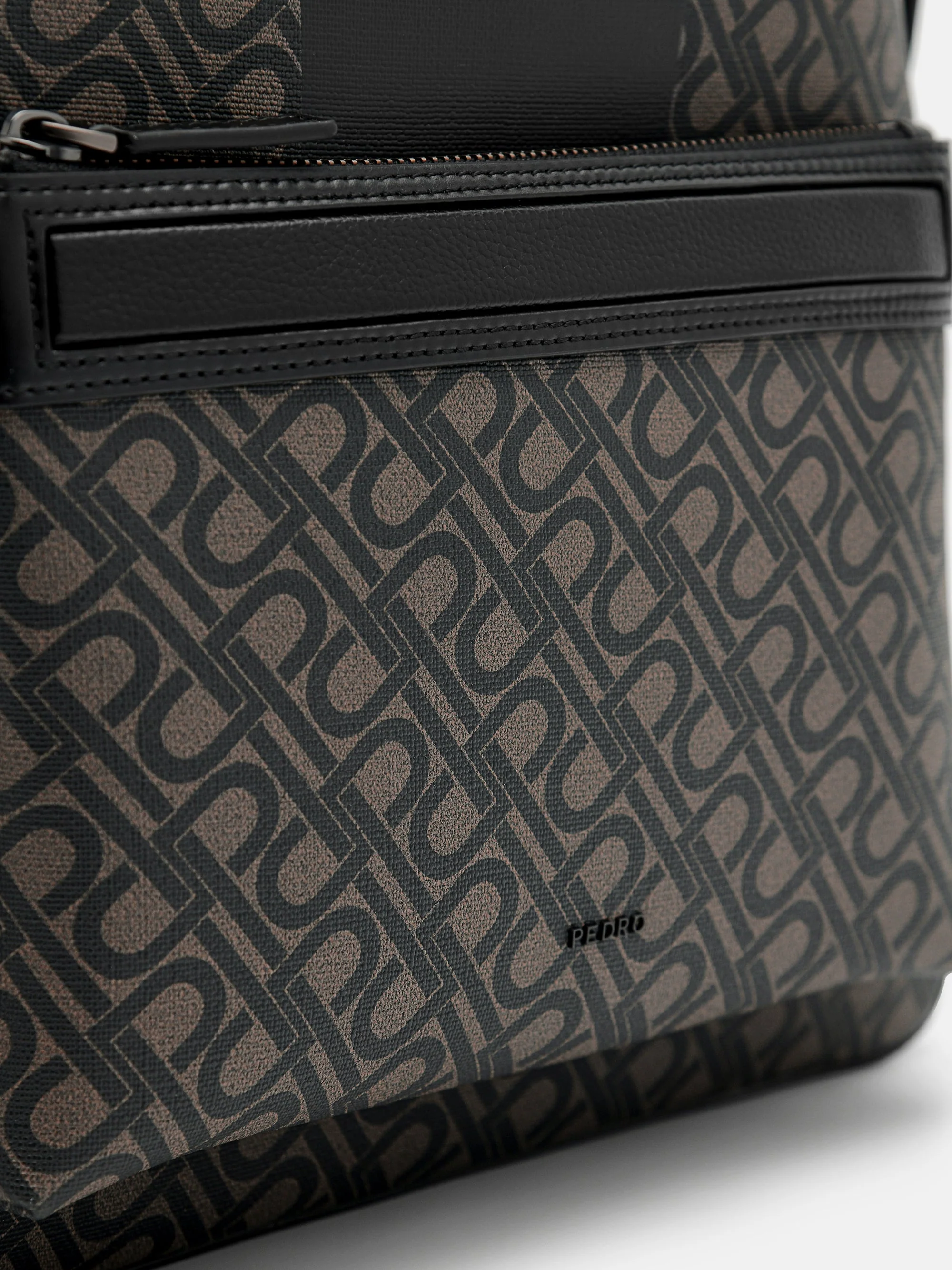 James Backpack - Image 5
