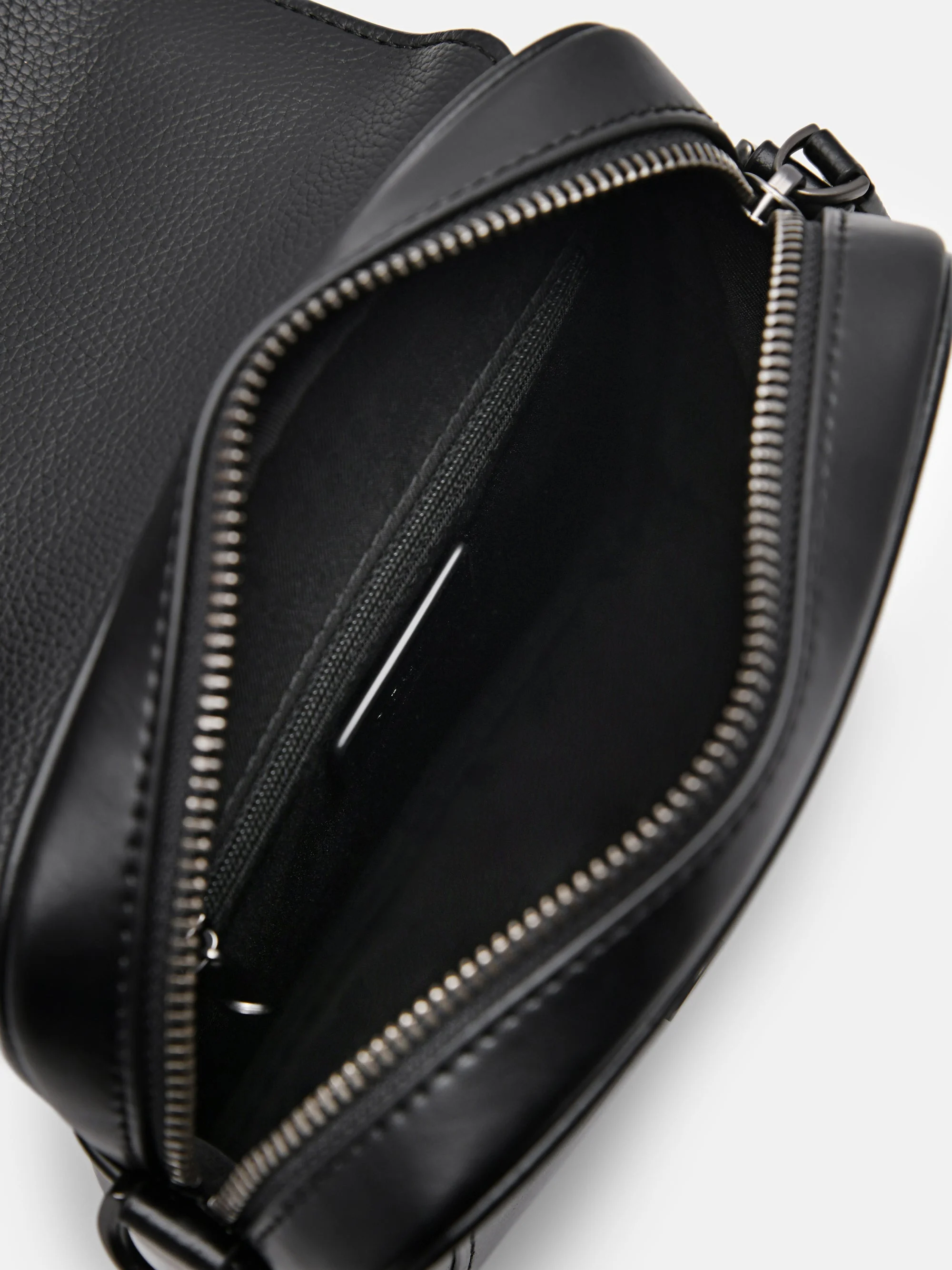 Taper Tall Sling Bag - Image 6