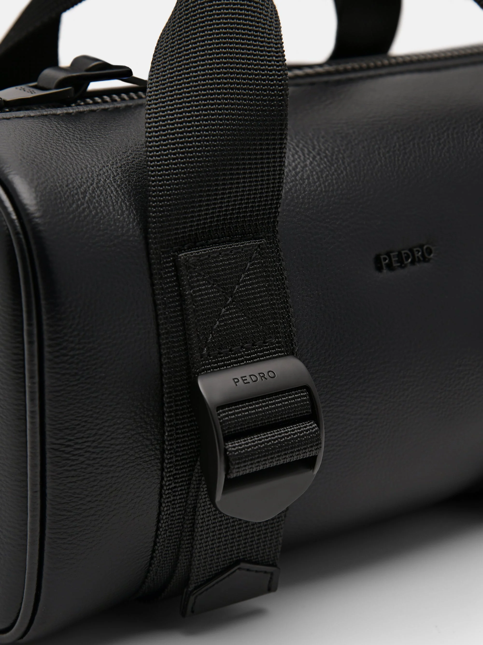 Dane Sling Bag - Image 6
