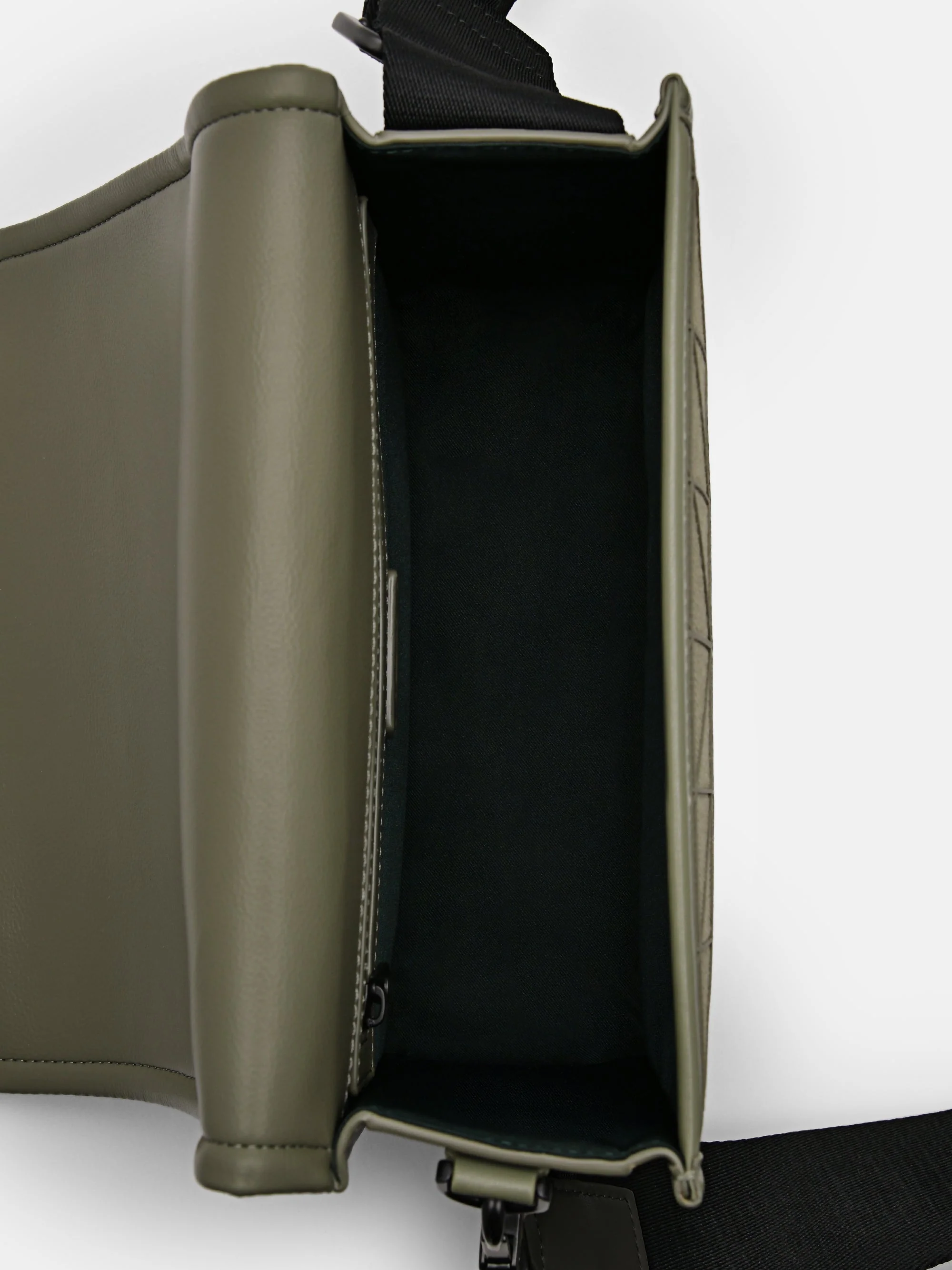 Apollo Sling Bag - Image 11
