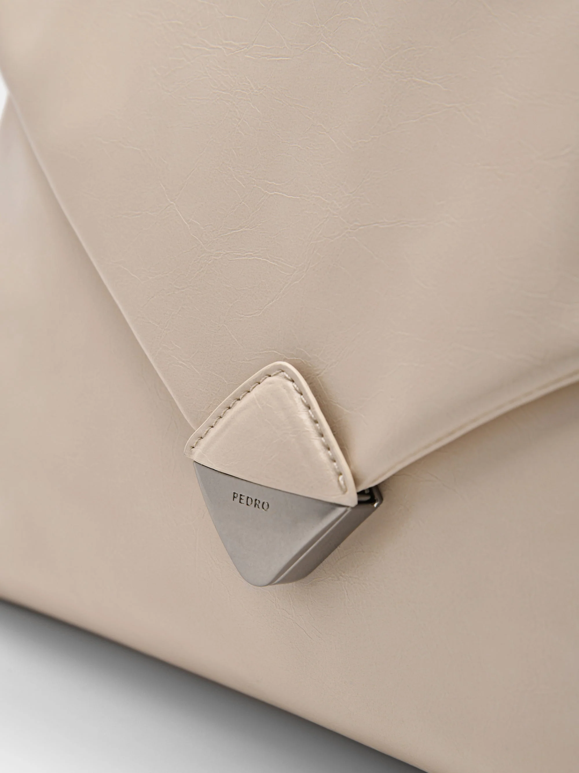 Tria Shoulder Bag - Image 5