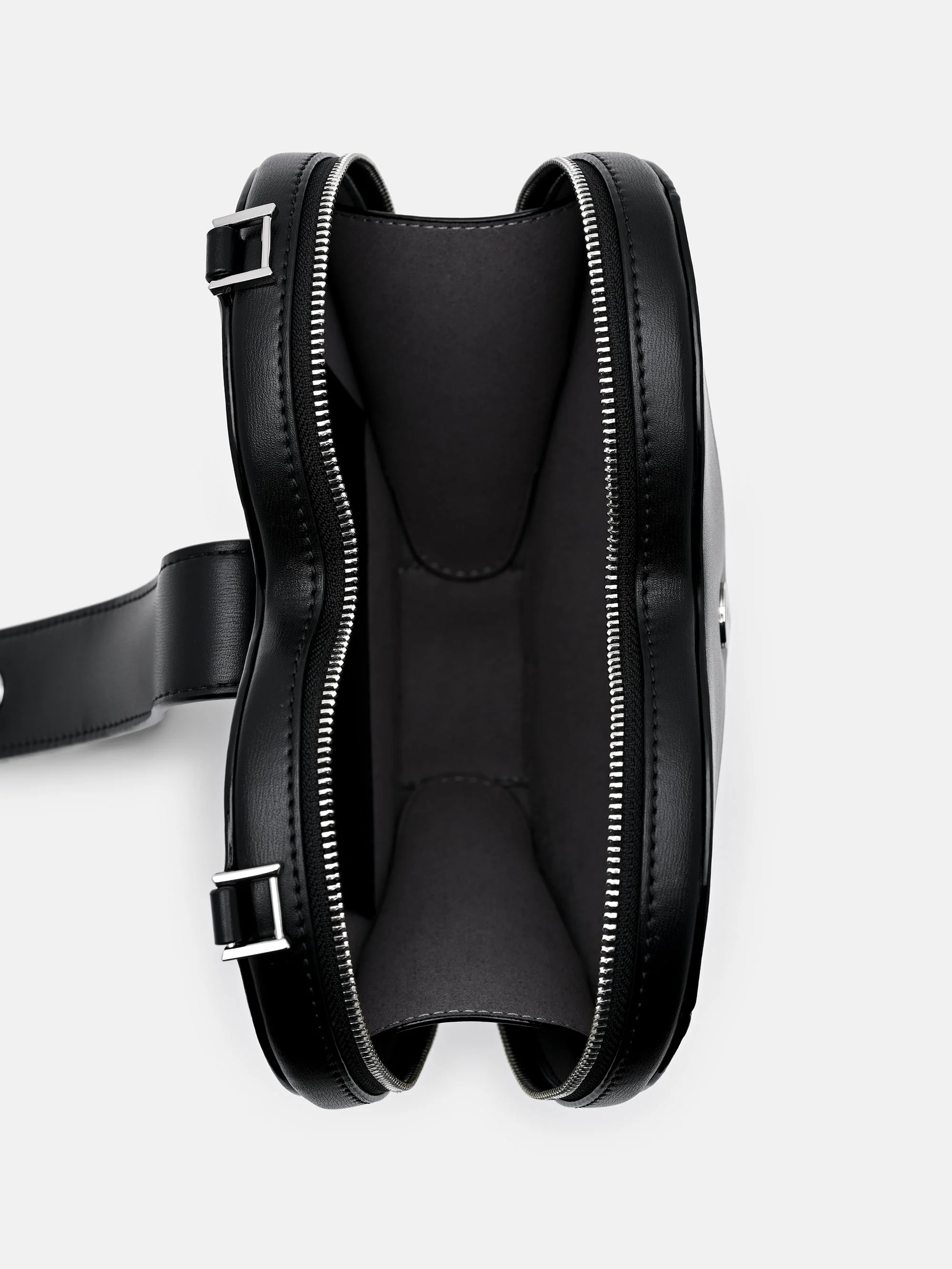 Heart Shoulder Bag - Image 12